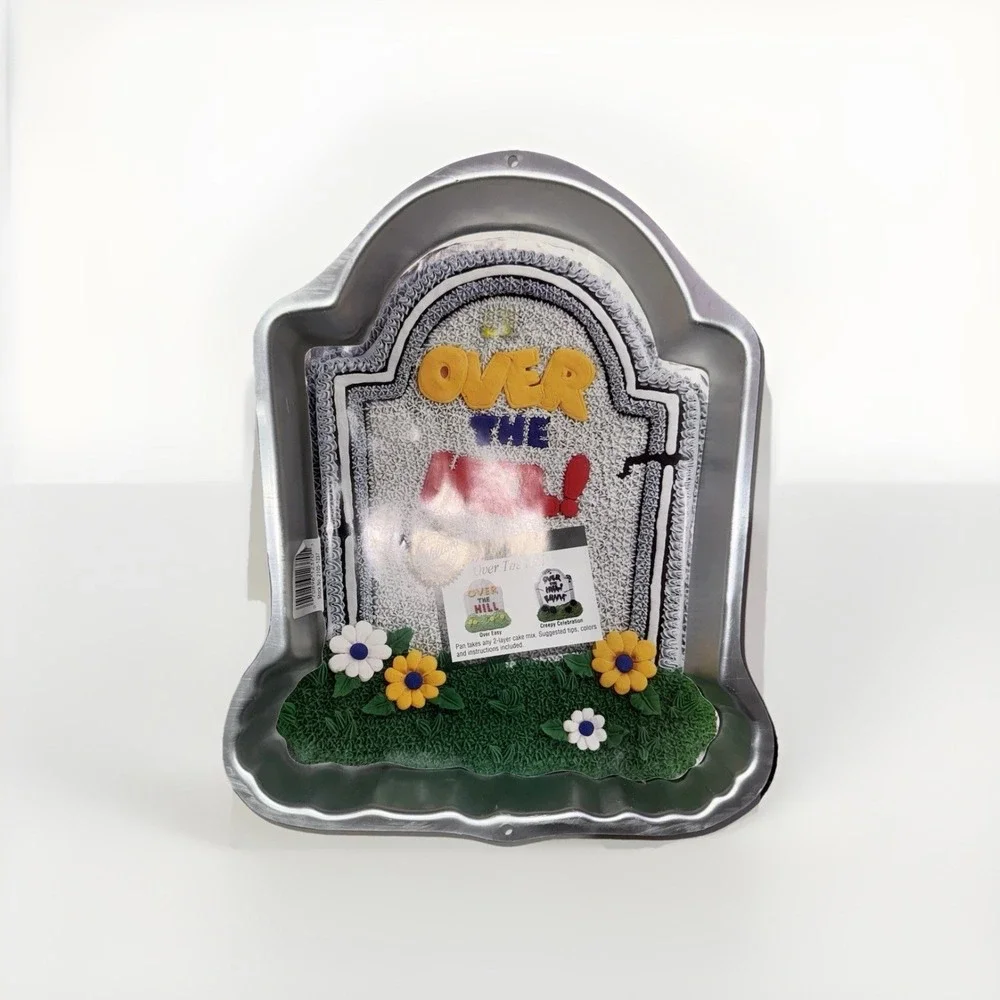 Wilton Over The Hill Tombstone Cake Pan 2105-1237 Vintage 1998 Gravestone RIP